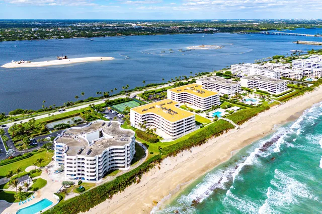 $1,825,000 | 3300 South Ocean Boulevard, Unit 401S, Palm Beach, FL 33480
