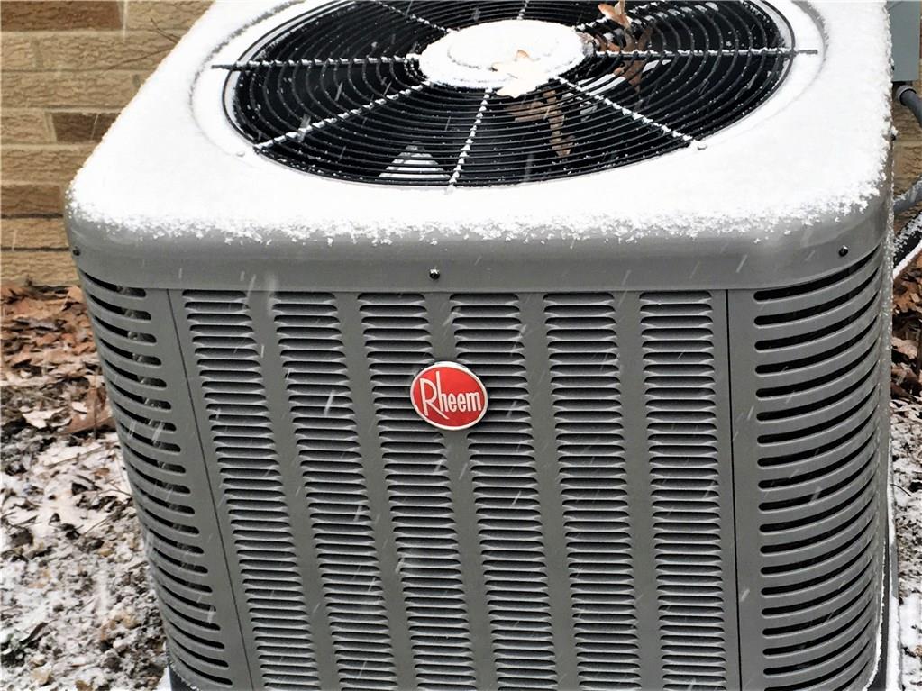 134 Spring Hill Road Aliquippa, PA 15001 - Photo 13 of 19 New Rheem Central Air