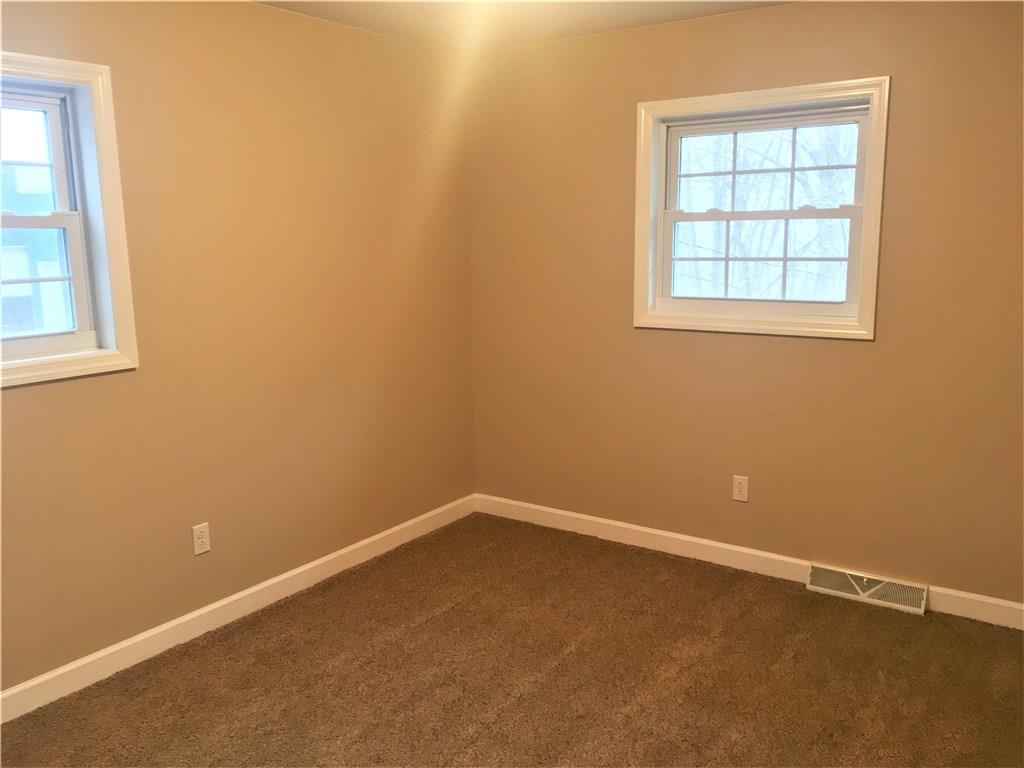 134 Spring Hill Road Aliquippa, PA 15001 - Photo 5 of 19 Master Bedroom