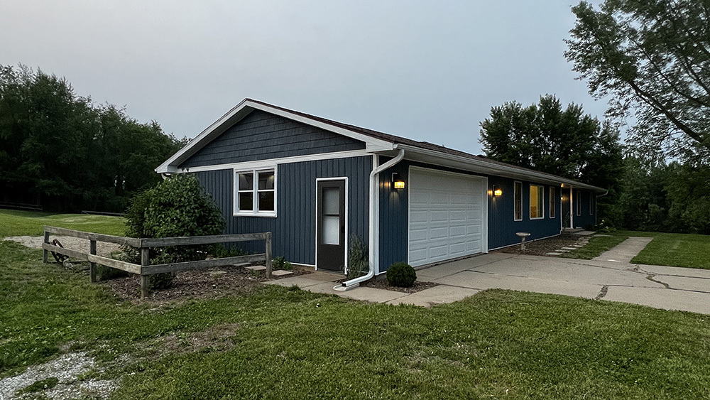 15501 Bishop Road Morrison, IL 61270 - Photo 5 of 69