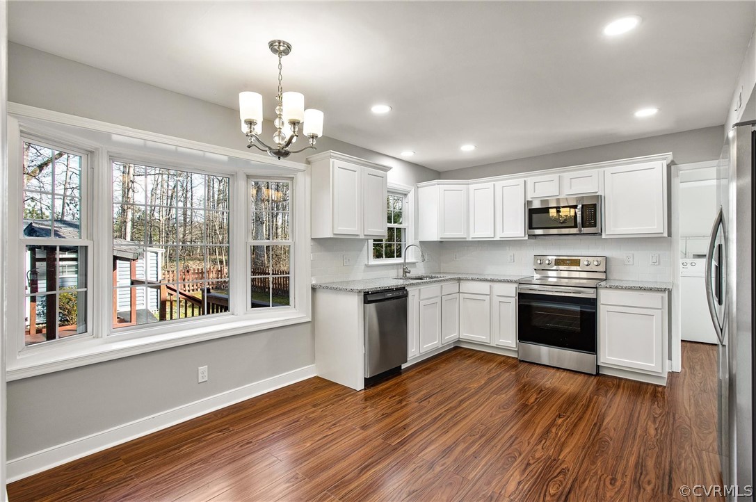 2303 Garrison Place Road Midlothian, VA 23112 - Photo 5 of 46