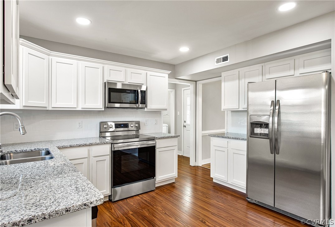 2303 Garrison Place Road Midlothian, VA 23112 - Photo 7 of 46