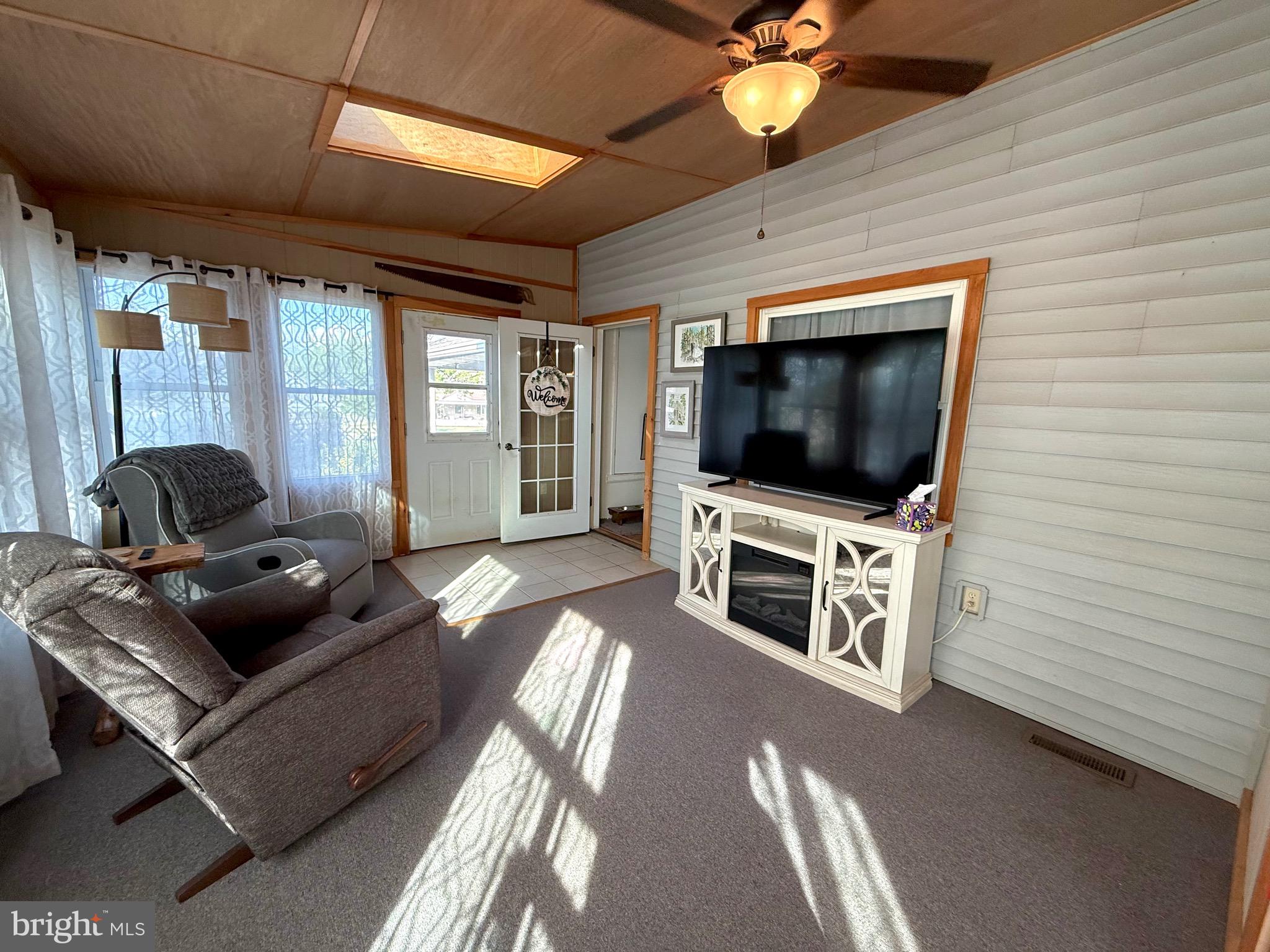 1294 Warwick Road Camp Hill, PA 17011 - Photo 20 of 27 a living room with furniture and a flat screen tv