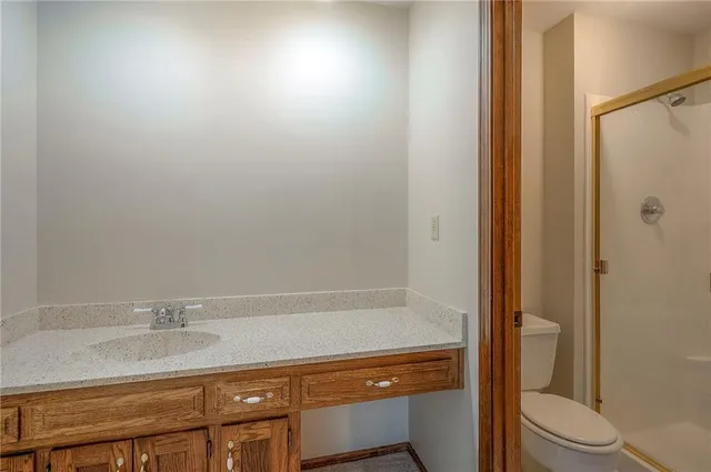 $350,000 | 13921 South Brookwood Court, Olathe, KS 66062