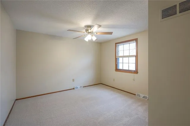 $350,000 | 13921 South Brookwood Court, Olathe, KS 66062