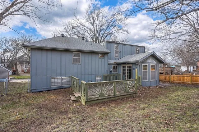 $350,000 | 13921 South Brookwood Court, Olathe, KS 66062