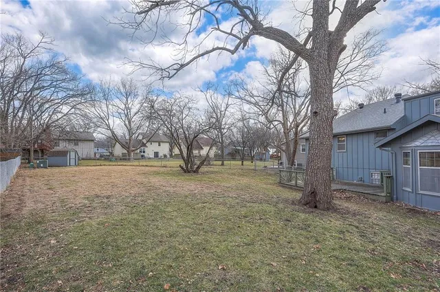 $350,000 | 13921 South Brookwood Court, Olathe, KS 66062