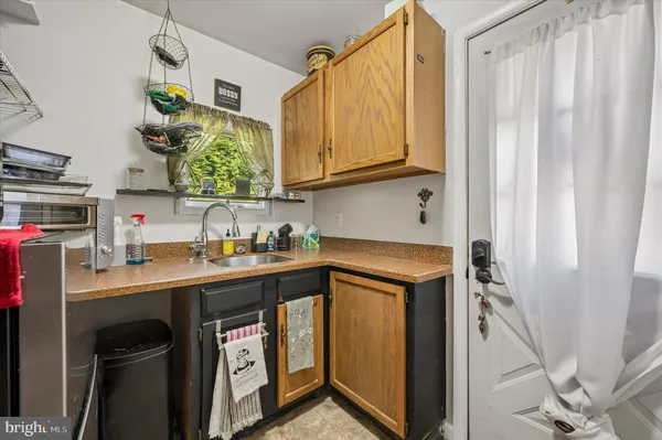 $475,000 | 891 Ivyland Road, Warminster, PA 18974