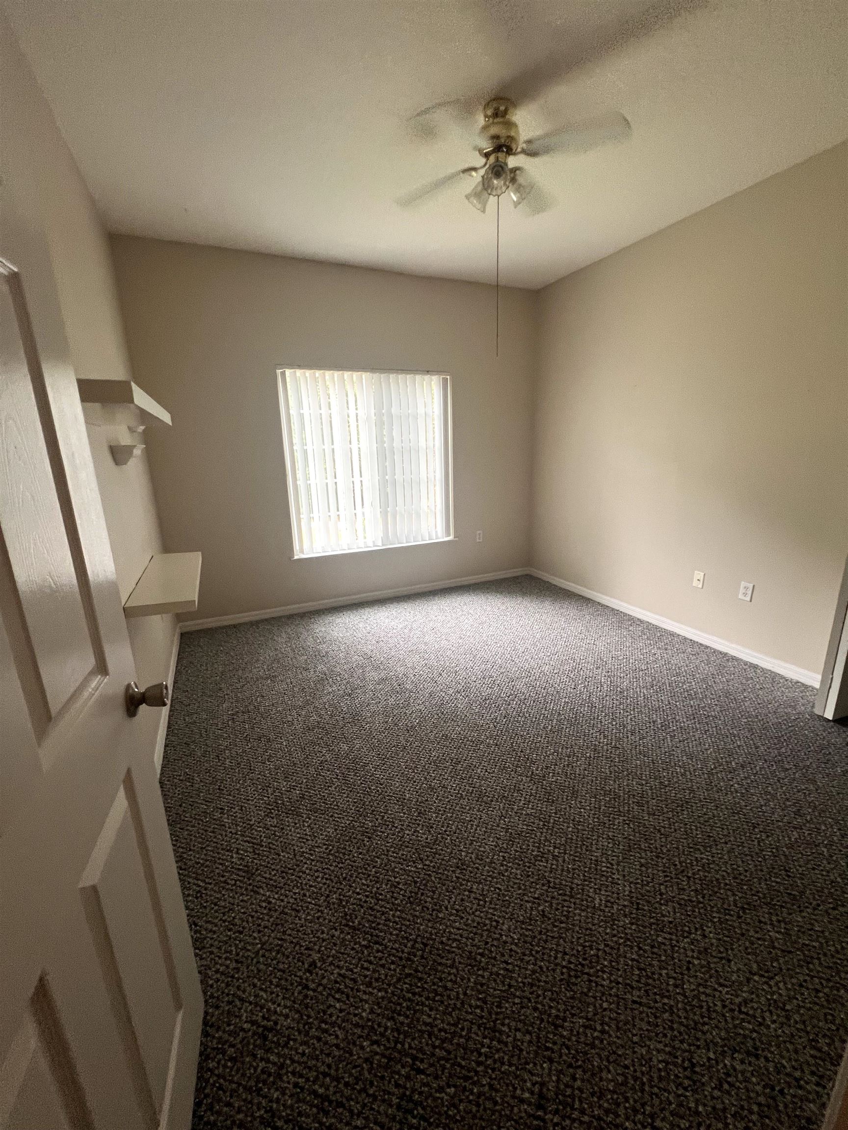 520 Florida Club Boulevard, Unit 212 St. Augustine, FL 32084 - Photo 20 of 28 a view of a livingroom with a window
