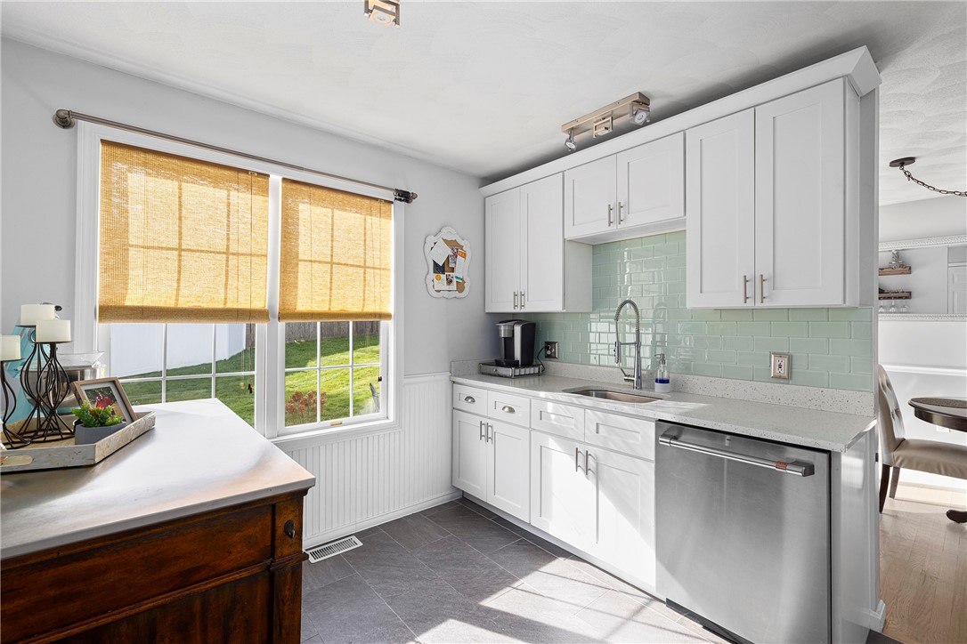 20 Hunters Crossing Drive Coventry, RI 02816 - Photo 6 of 21 Gallery Image 6