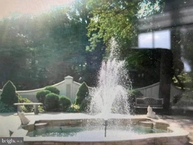 a view of a entrance door of the house