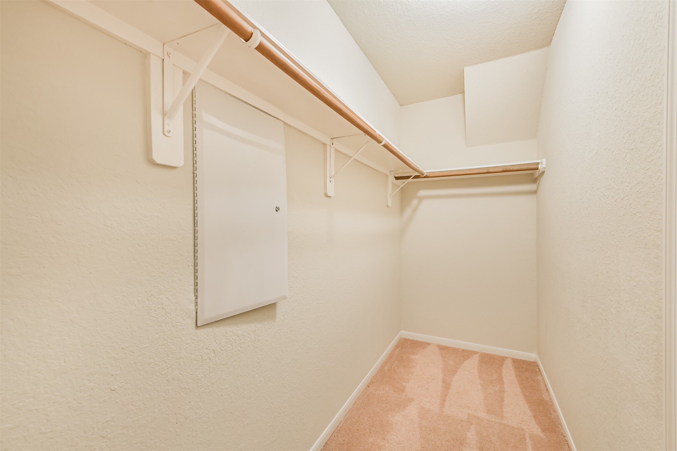 42 Prairie Oak Drive Conroe, TX 77385 - Photo 22 of 33 a view of small space