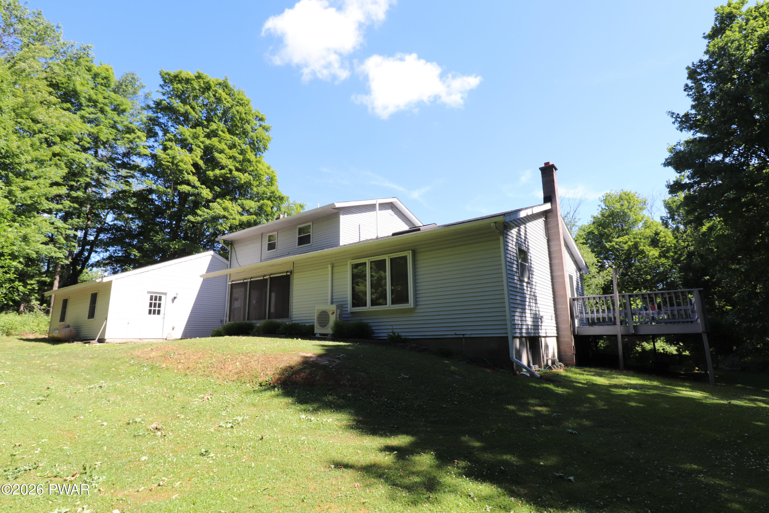 131 B Hilltop Road Newfoundland, PA 18445 - Photo 9 of 39