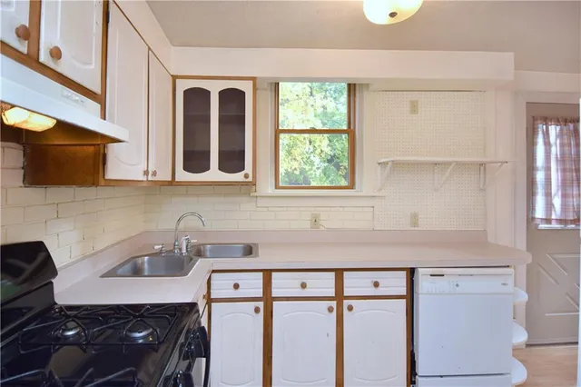 $194,500 | 111 Mulberry Street, Coraopolis, PA 15108