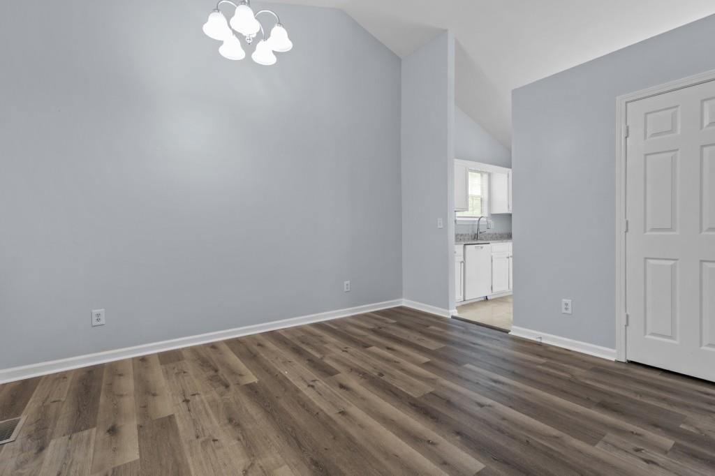 2262 Cobb Creek Drive Decatur, GA 30032 - Photo 5 of 39 Gallery Image 5