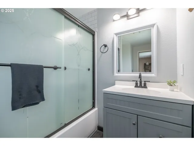 $769,000 | 34093 Northeast Sunrise Street, Corvallis, OR 97333