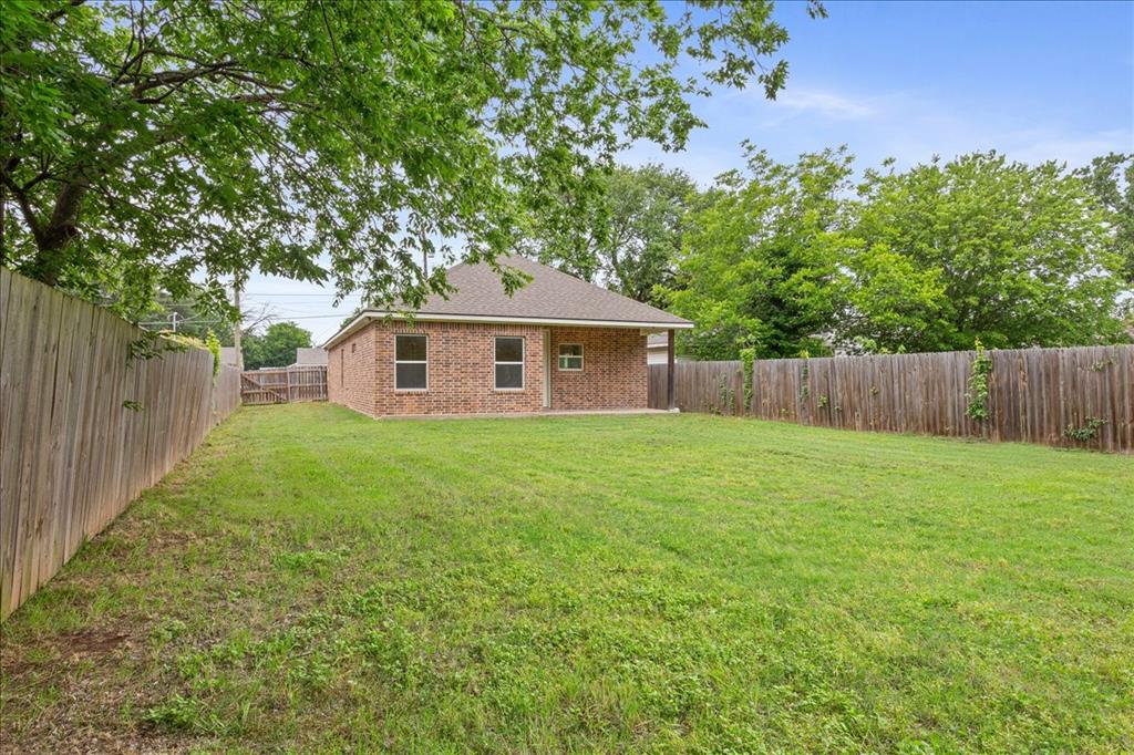 3525 North 24th Street Waco, TX 76708 - Photo 23 of 27