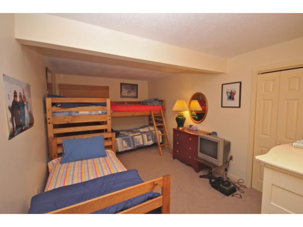 607 Mountains Edge Road, Unit 607 Brownsville, VT 05037 - Photo 10 of 15