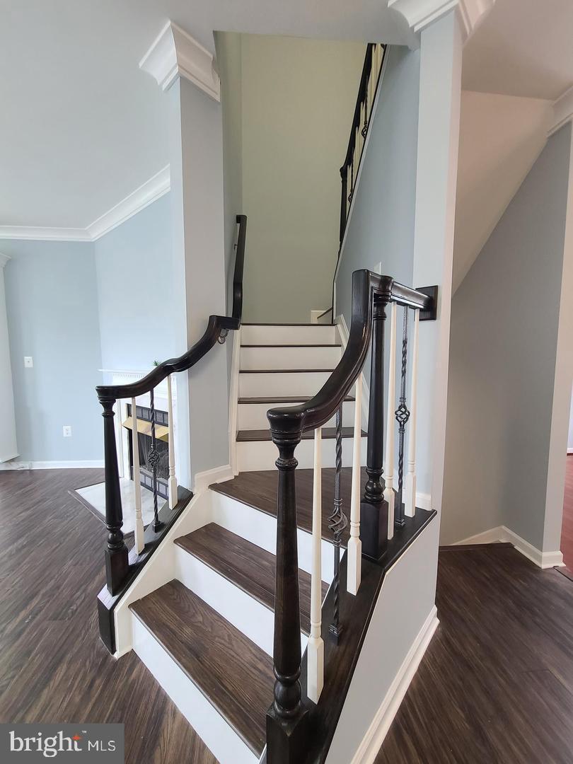 17308 Pacific Rim Terrace Dumfries, VA 22025 - Photo 18 of 40