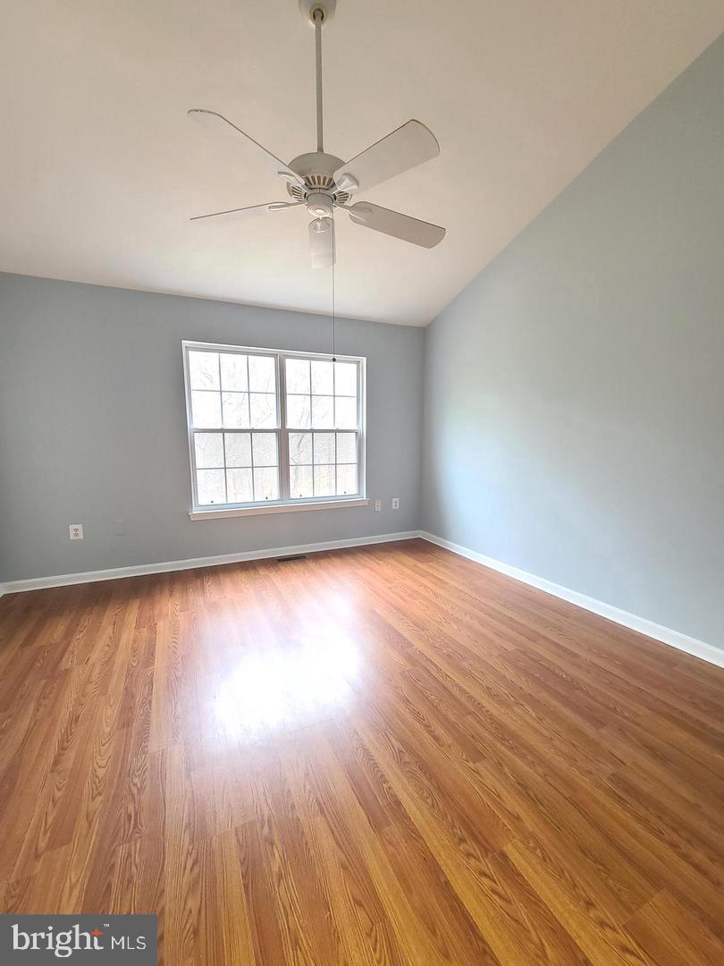 17308 Pacific Rim Terrace Dumfries, VA 22025 - Photo 23 of 40