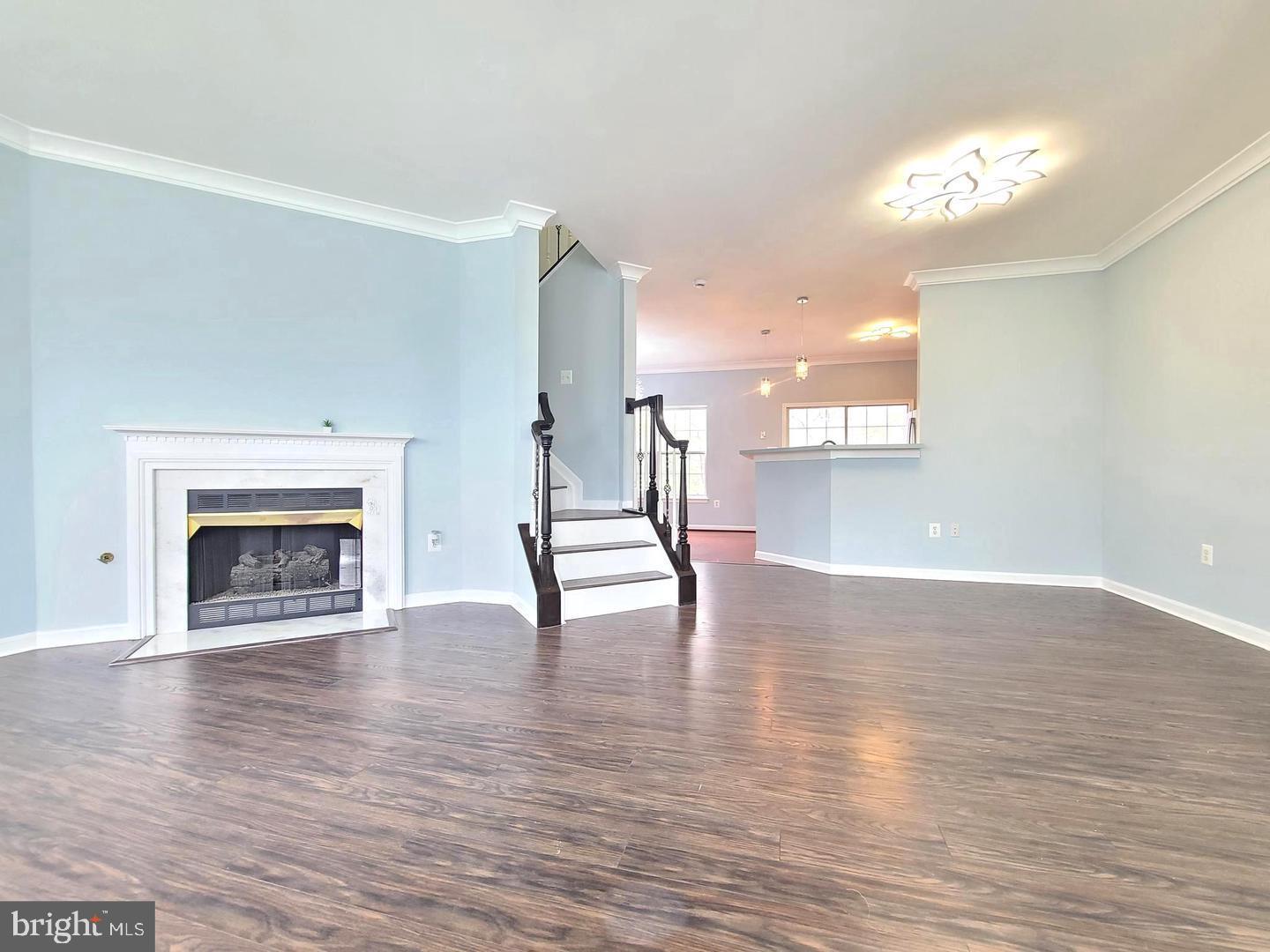 17308 Pacific Rim Terrace Dumfries, VA 22025 - Photo 6 of 40