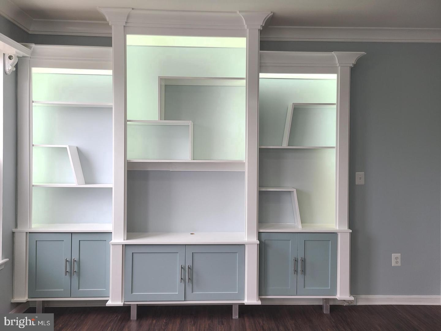 17308 Pacific Rim Terrace Dumfries, VA 22025 - Photo 8 of 40