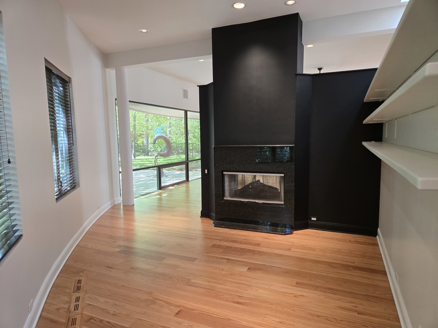 2000 Clendenin Lane Riverwoods, IL 60015 - Photo 13 of 51