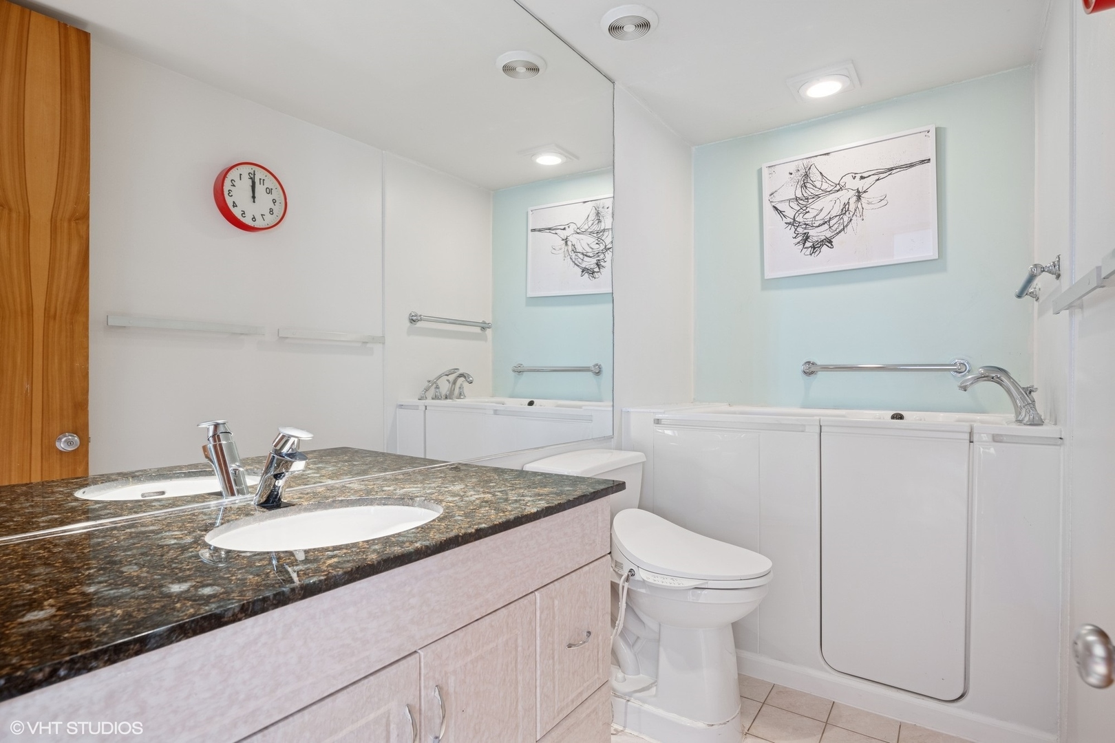 2000 Clendenin Lane Riverwoods, IL 60015 - Photo 27 of 51