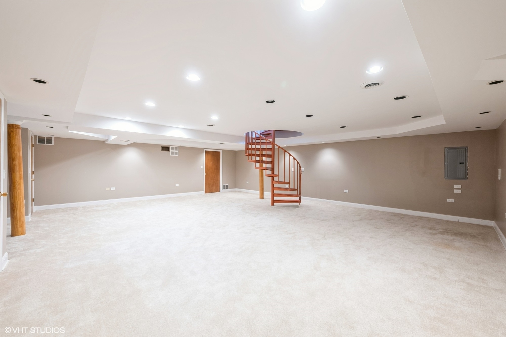 2000 Clendenin Lane Riverwoods, IL 60015 - Photo 31 of 51