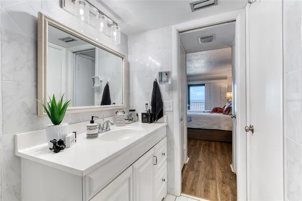 $459,000 | 935 Ocean Shore Boulevard, Unit 4040, Ormond Beach, FL 32176