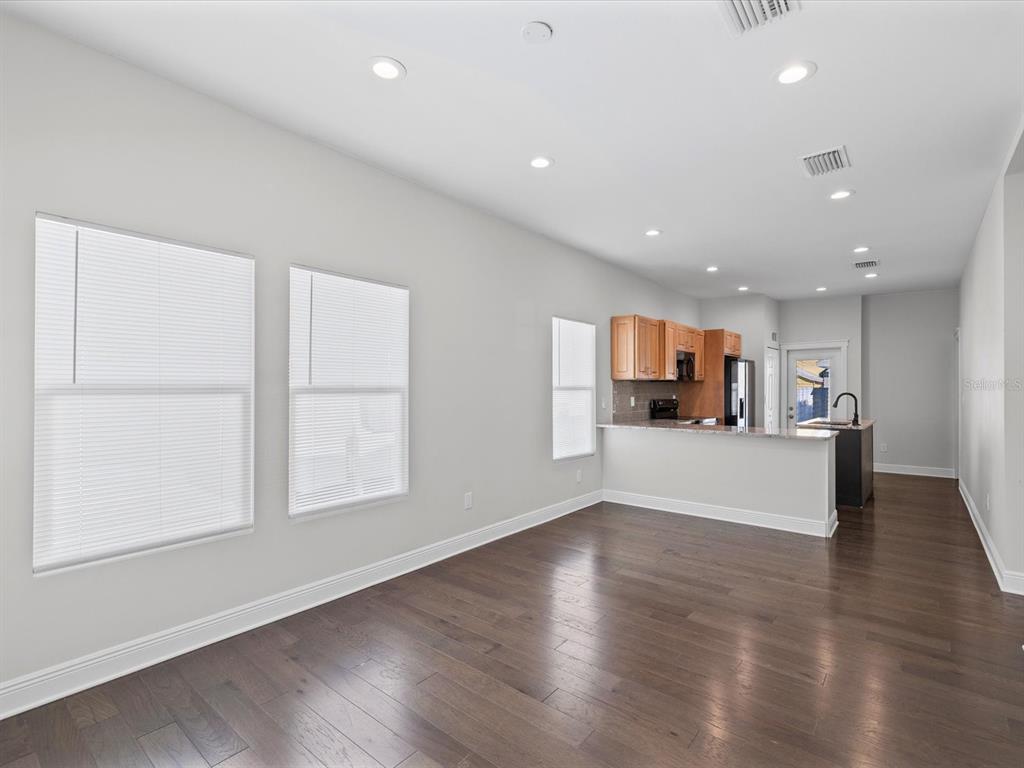 2107 West Cherry Street Tampa, FL 33607 - Photo 5 of 65