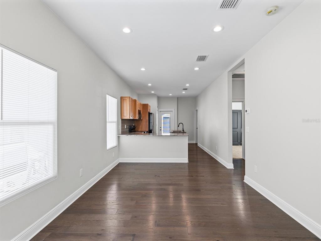 2107 West Cherry Street Tampa, FL 33607 - Photo 6 of 65