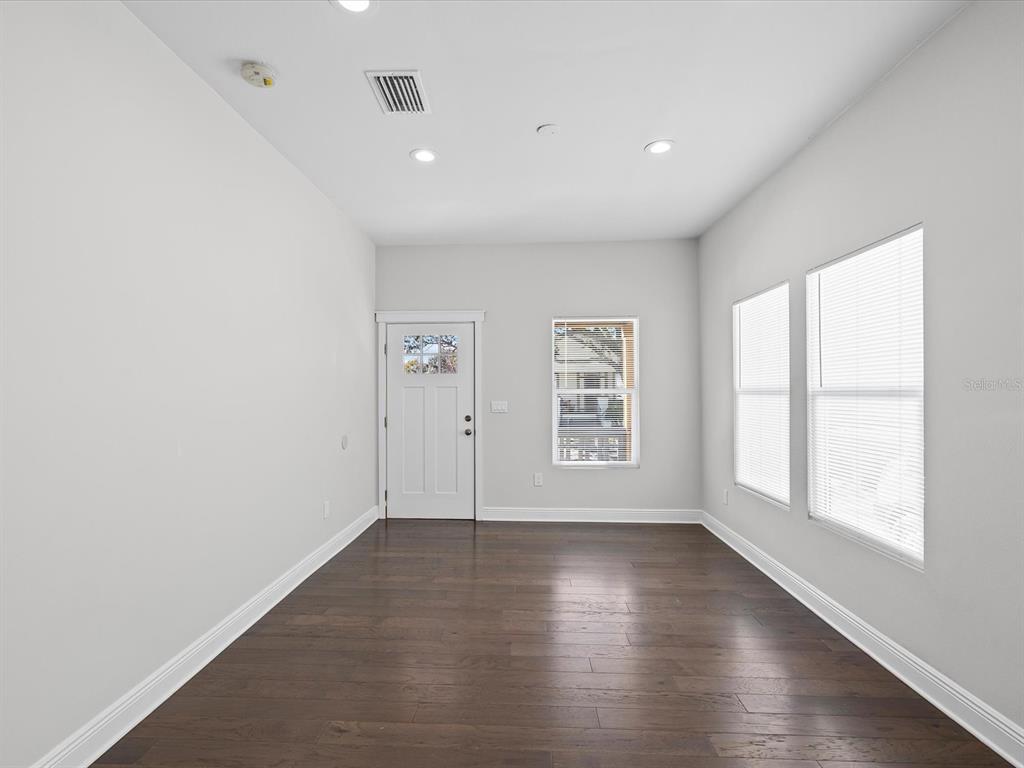 2107 West Cherry Street Tampa, FL 33607 - Photo 8 of 65