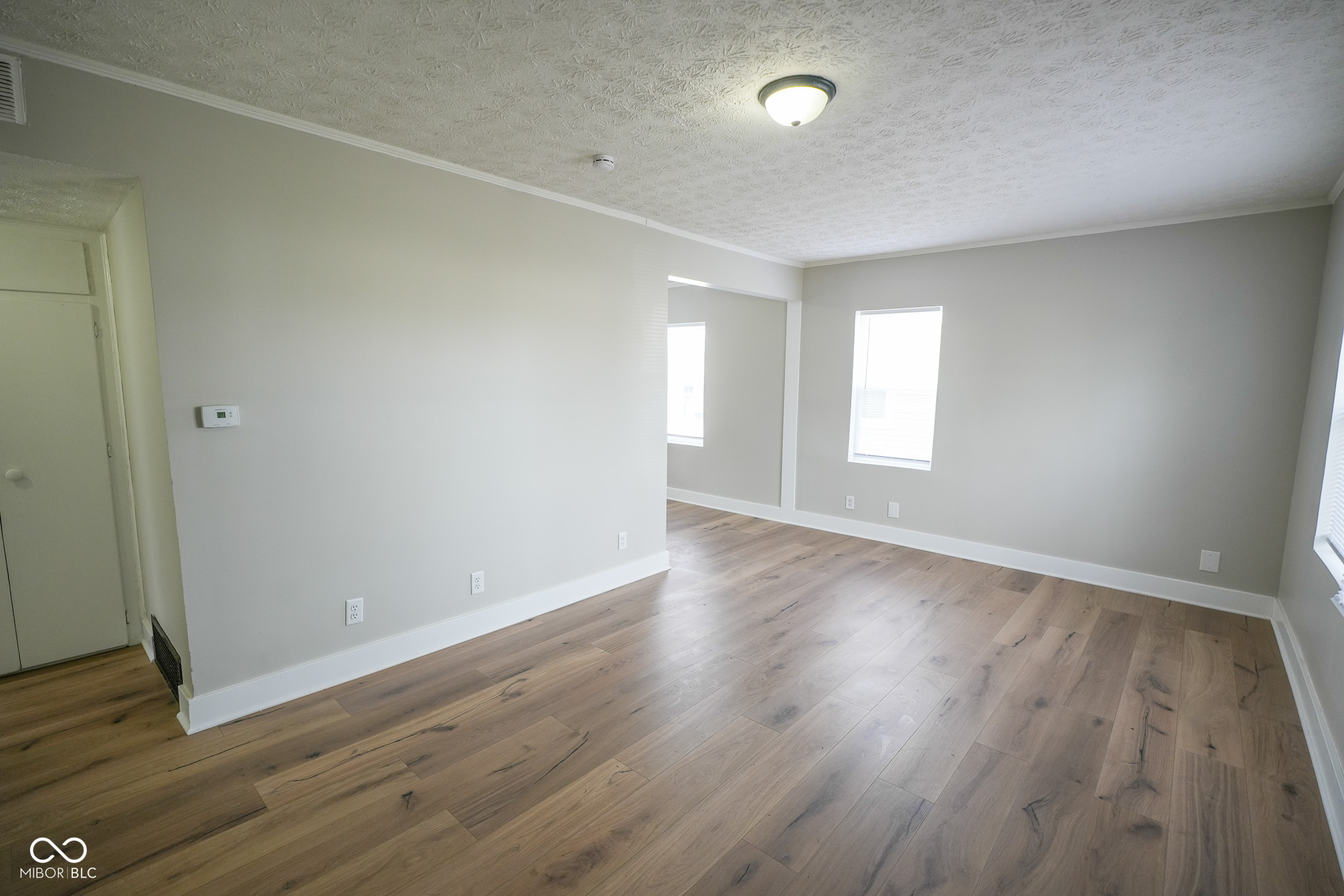 313 East 39th Street Anderson, IN 46013 - Photo 3 of 14