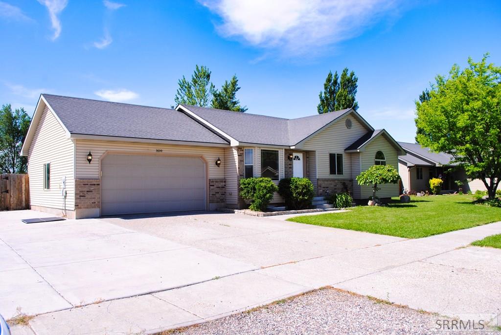 3600 Hyrum Drive Idaho Falls, ID 83401 - Photo 2 of 43