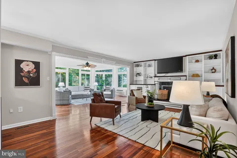 $925,000 | 7801 Huntsman Boulevard, Springfield, VA 22153