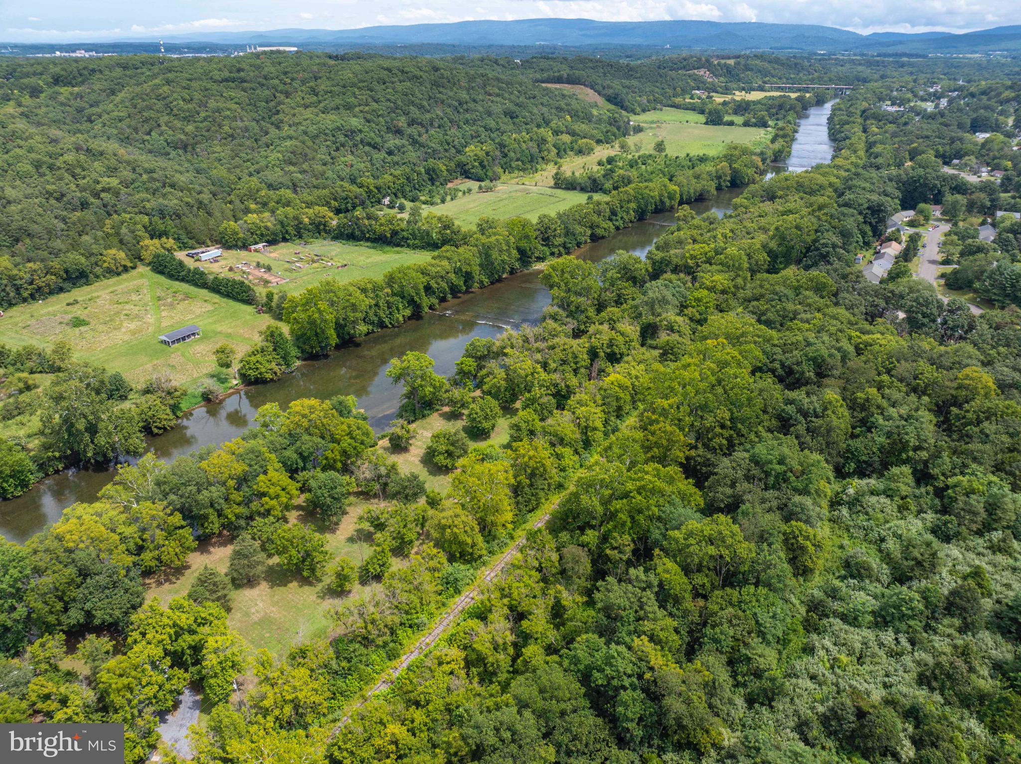 18 Burma Road Strasburg, VA 22657 - Photo 21 of 28 North Fork of the Shenandoah River.