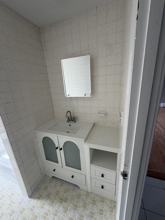 5 Washington Square, Unit 2 Gloucester, MA 01930 - Photo 18 of 26