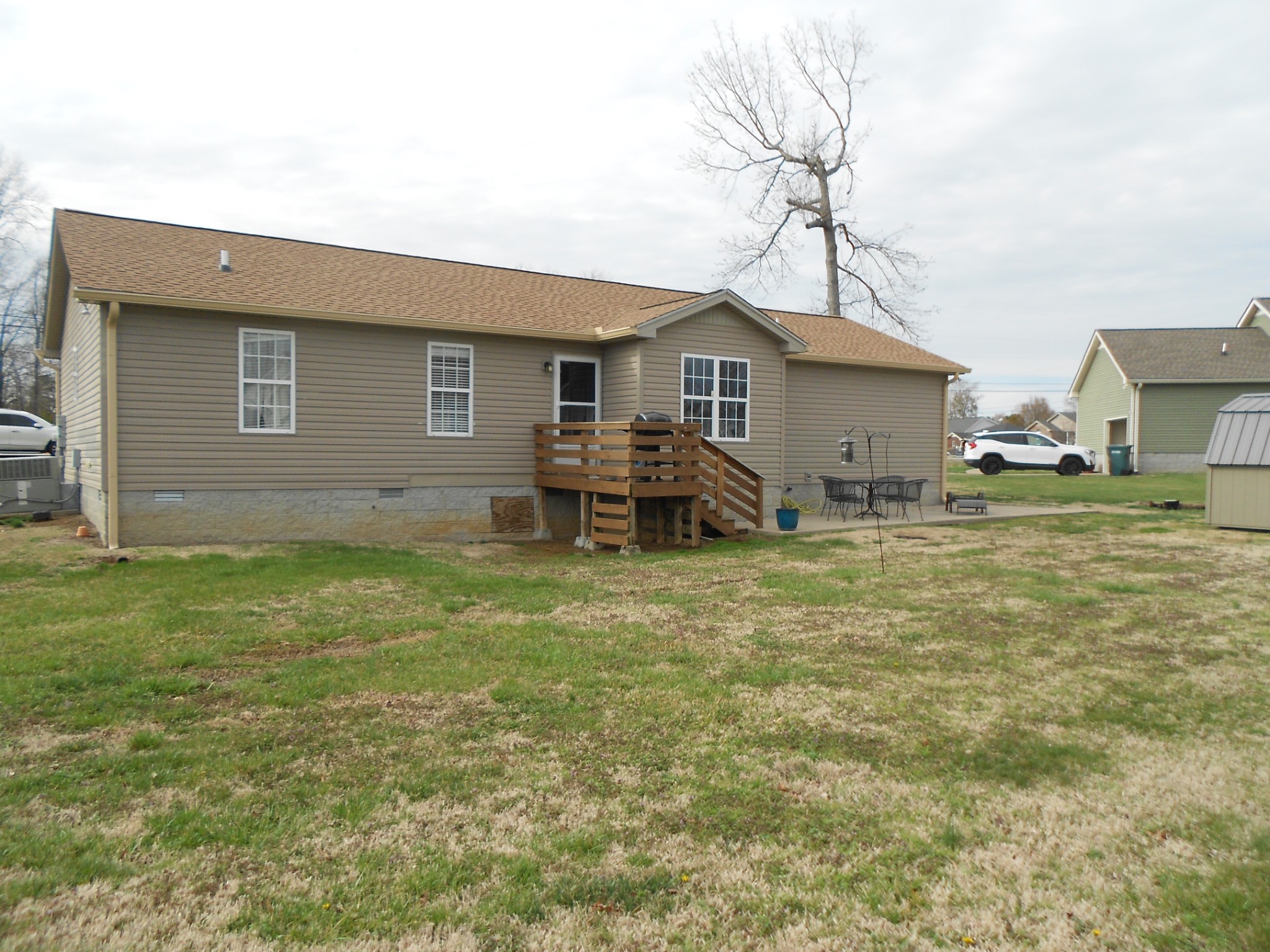 331 Chrissa Lane Lebanon, TN 37087 - Photo 19 of 20 a house view with a garden space