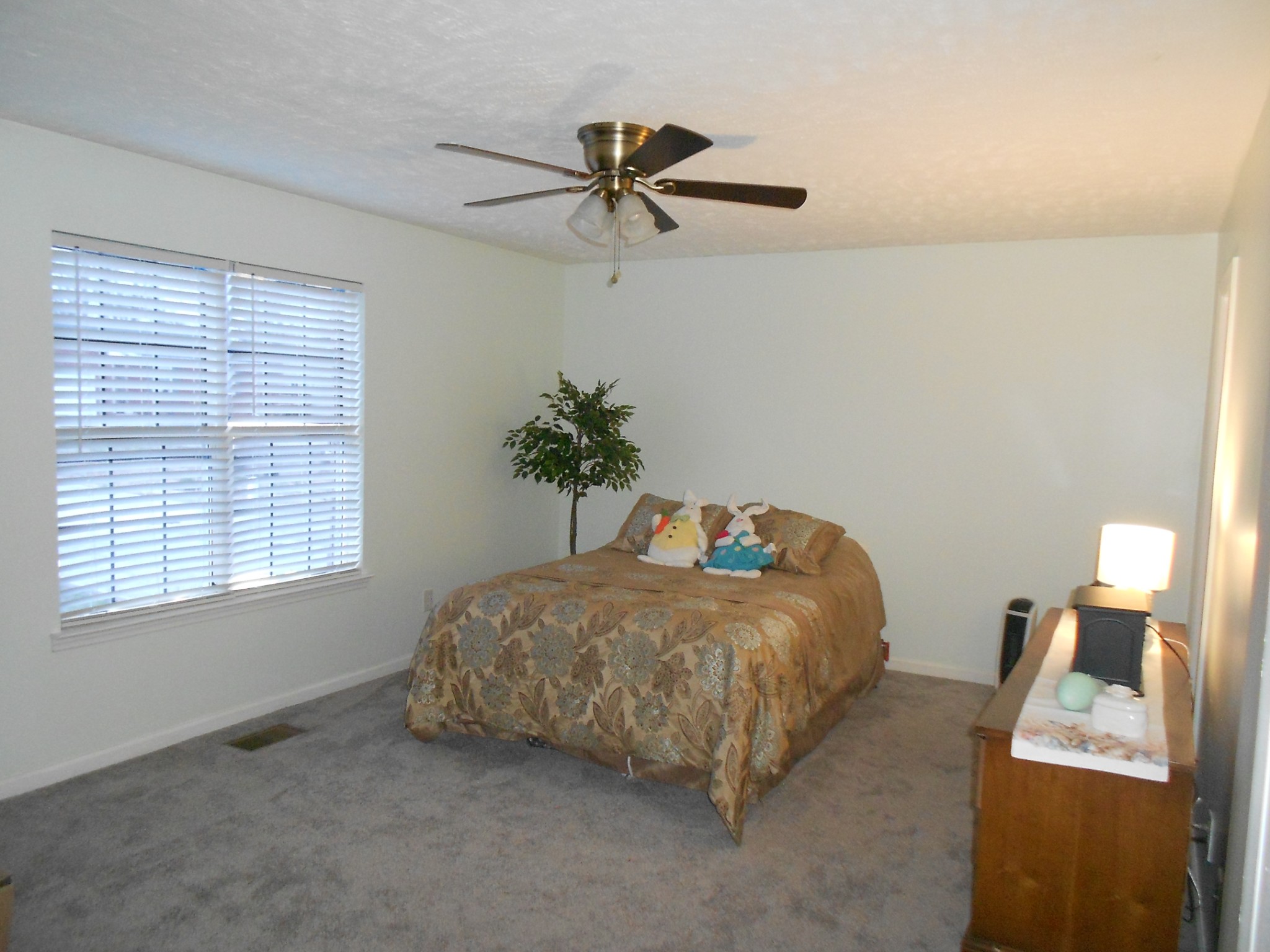 331 Chrissa Lane Lebanon, TN 37087 - Photo 7 of 20 a bedroom with a bed and a window