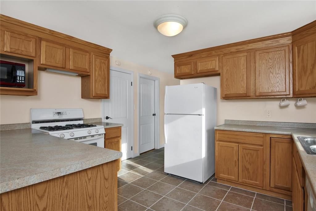 168 Holmes Road Scarborough, ME 04074 - Photo 16 of 29 Photo