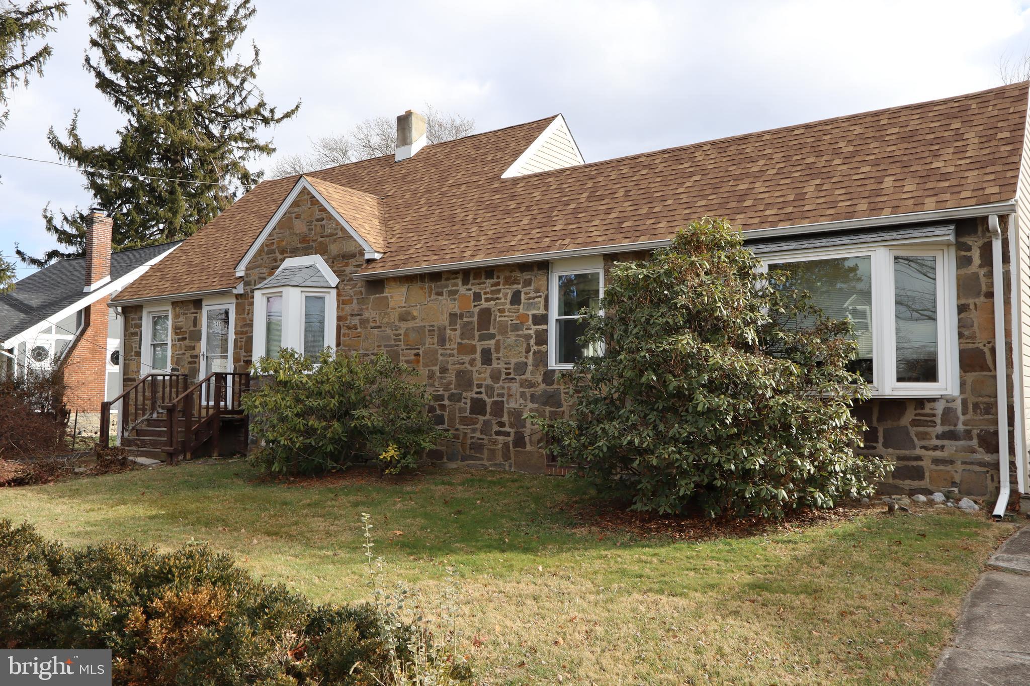 315 Lawnton Road Willow Grove, PA 19090 - Photo 1 of 1 a front view of a house with garden