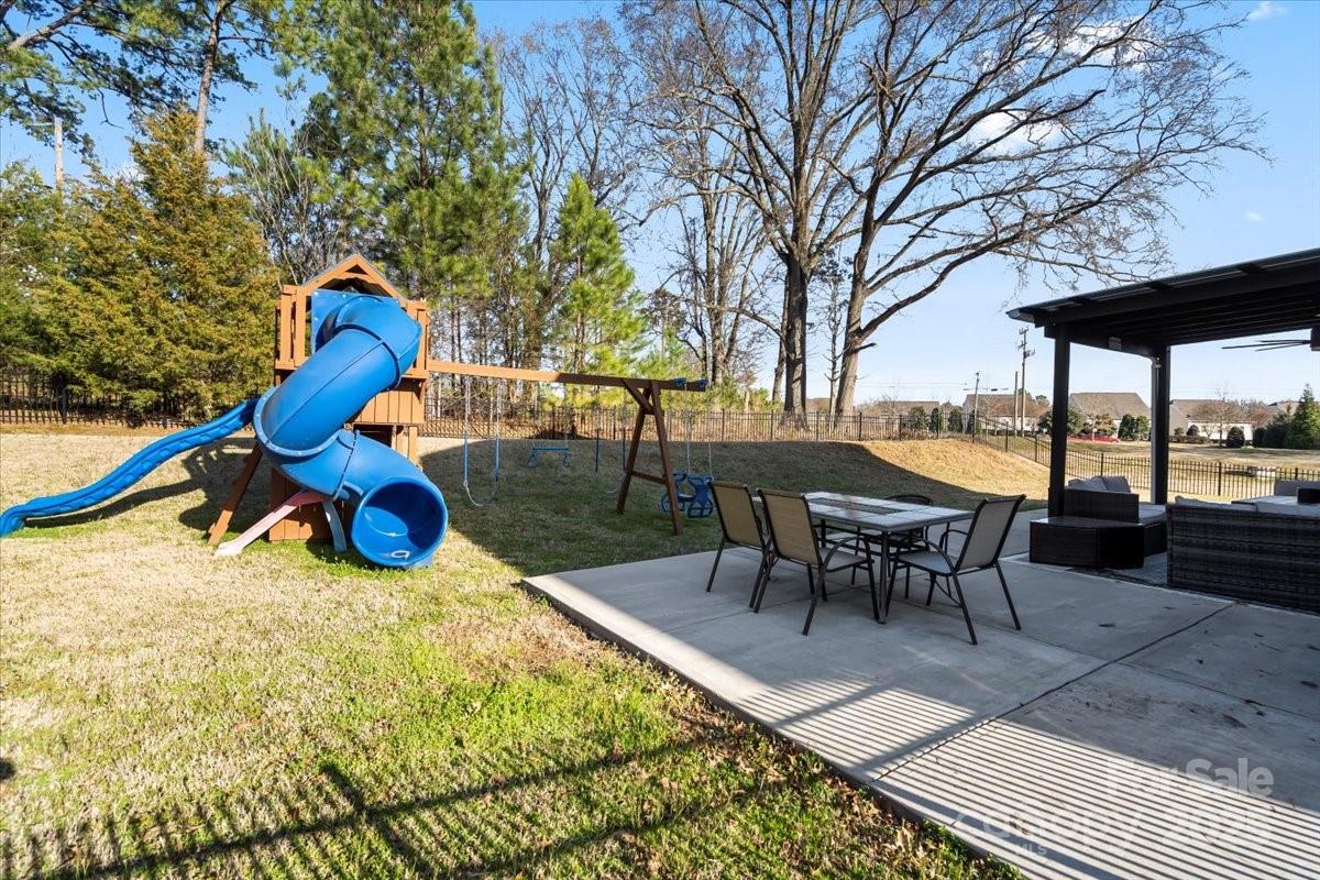 5703 Eleanor Rigby Road Charlotte, NC 28278 - Photo 38 of 39