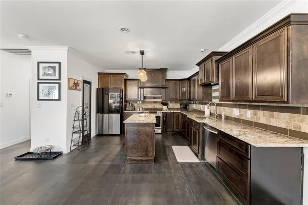 $3,150 | 3108 Olive Place, Fort Worth, TX 76116