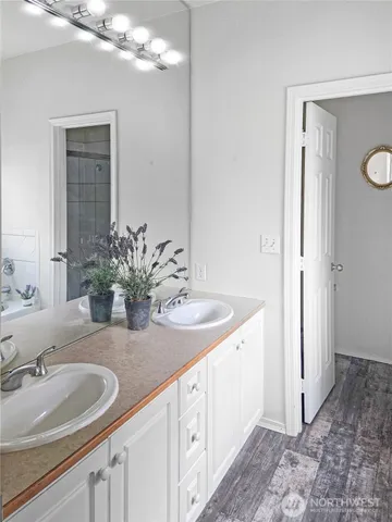 $519,500 | 503 South 47th Street, Unit 11F, Renton, WA 98055