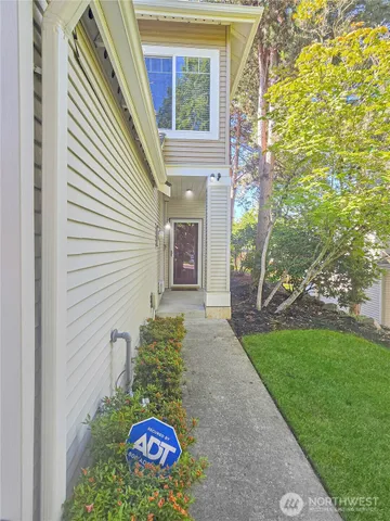 $519,500 | 503 South 47th Street, Unit 11F, Renton, WA 98055