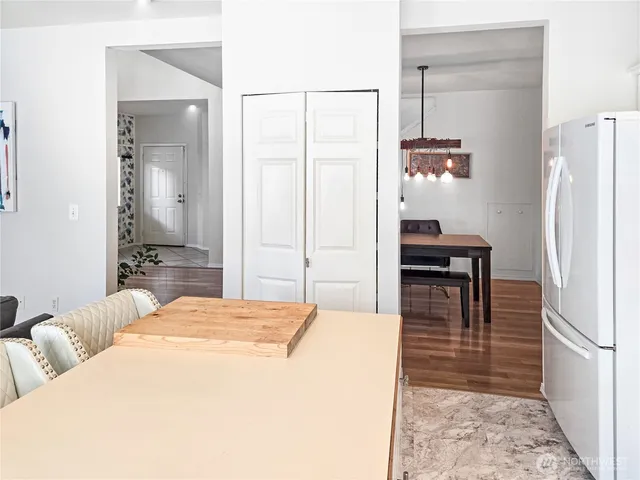 $519,500 | 503 South 47th Street, Unit 11F, Renton, WA 98055