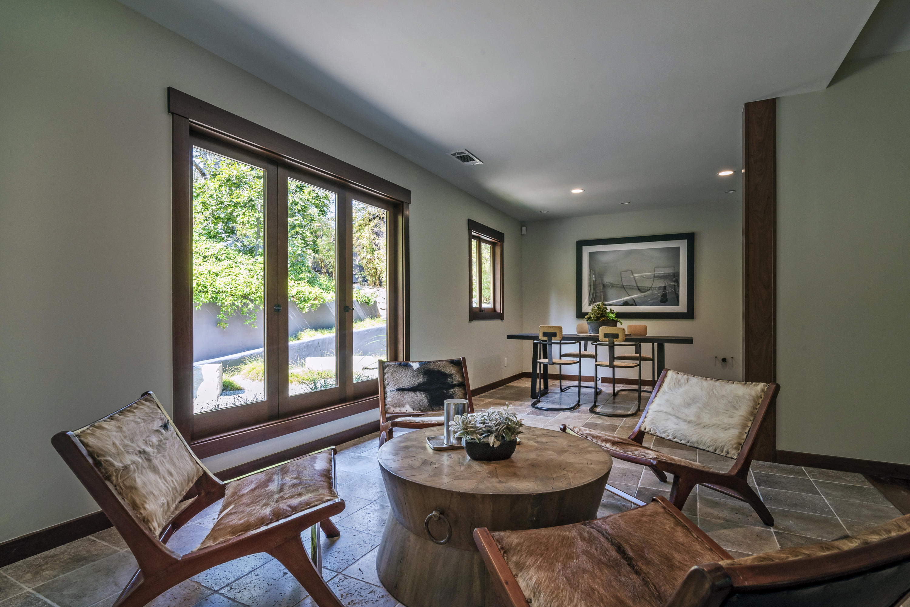 2815 East Valley Road Santa Barbara, CA 93108 - Photo 11 of 31 Sitting Room