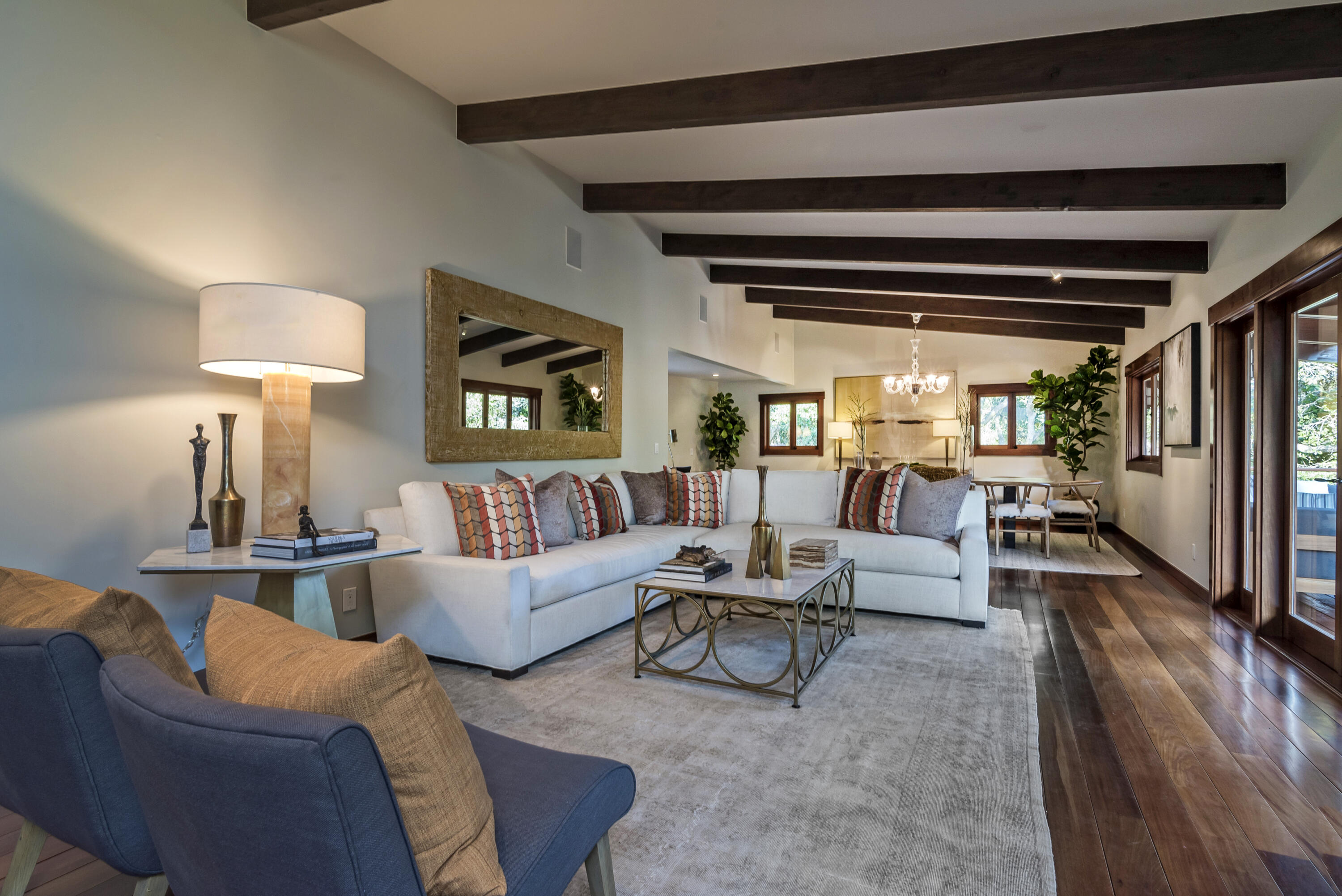 2815 East Valley Road Santa Barbara, CA 93108 - Photo 6 of 31 Living Room