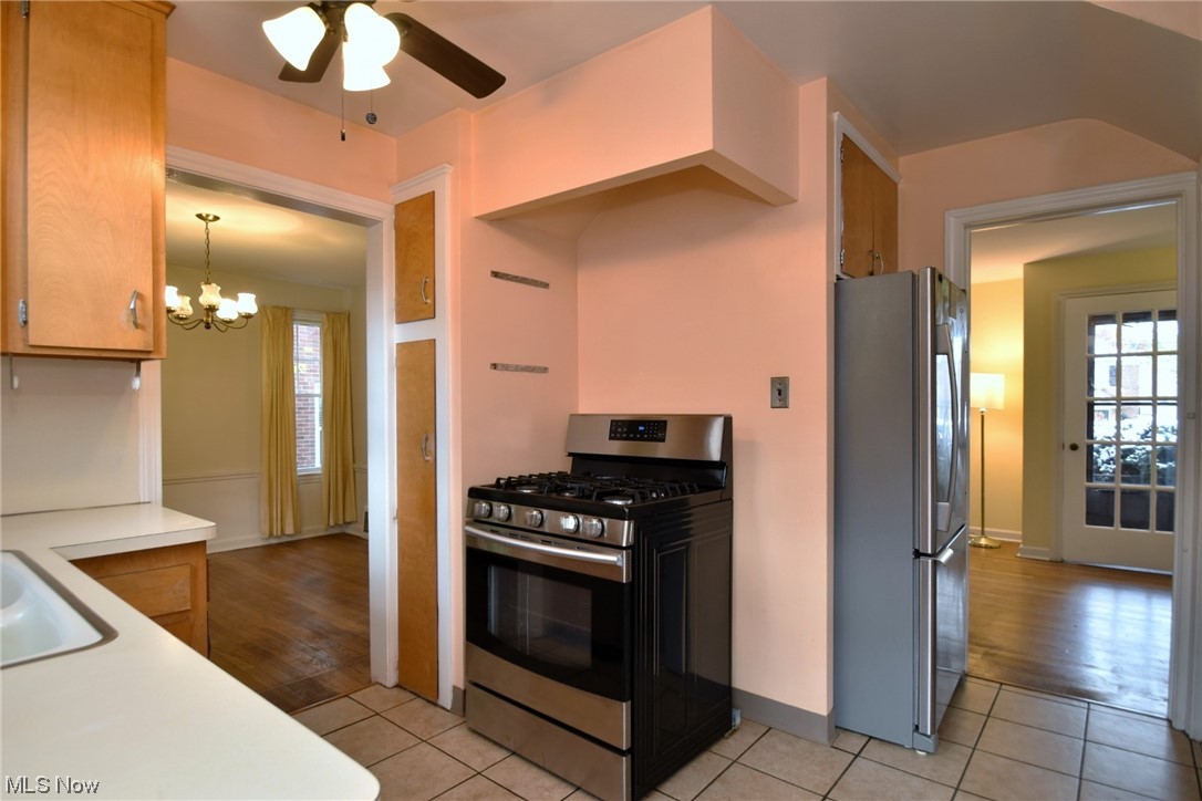 3562 Radcliffe Road Cleveland Heights, OH 44121 - Photo 14 of 30